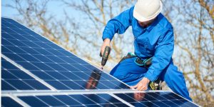 Installation Maintenance Panneaux Solaires Photovoltaïques à Courgeout